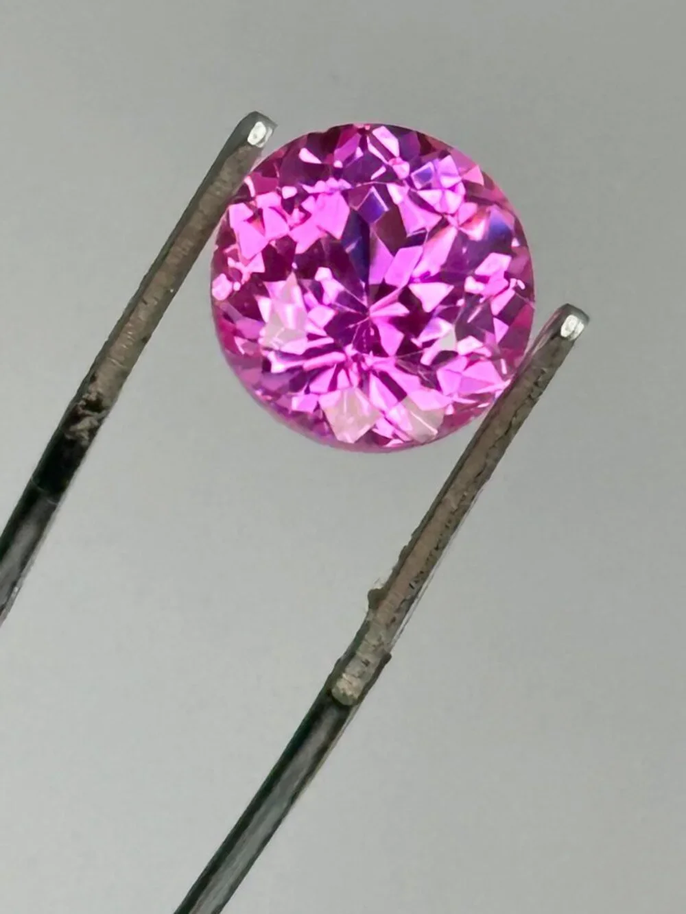 Certified Excellent Round Pink RUBY - Picture 10 of 14